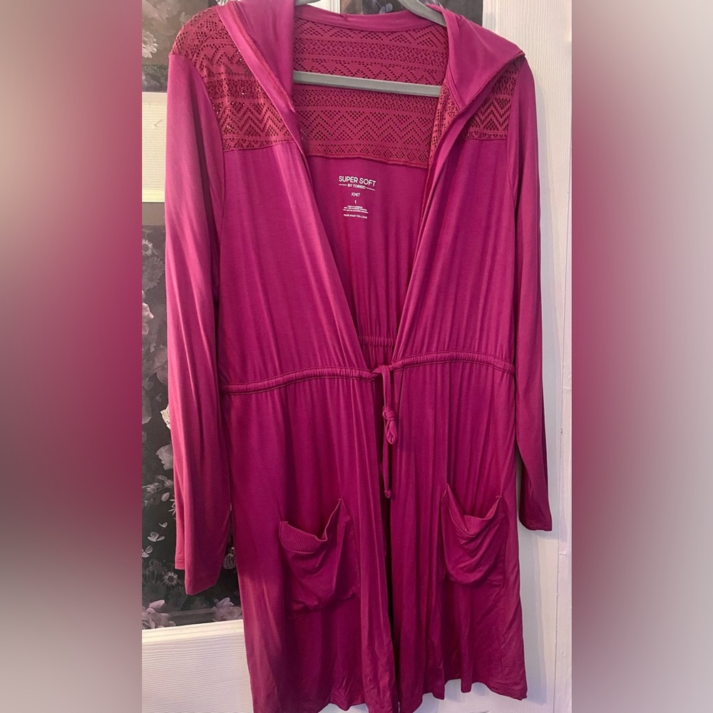 Torrid hooded lightweight cardigan. Torrid size 1 (14).